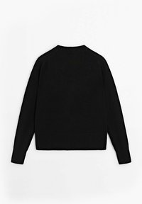 Pull noir à manches longues et col rond, étalé à plat, montrant le dos avec des poignets et un ourlet côtelés.