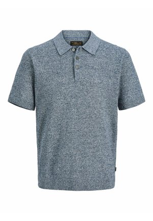 Polo en maille bleue à manches courtes avec tissu texturé, patte de boutonnage à trois boutons et ourlet et poignets côtelés, présenté sur fond blanc.
