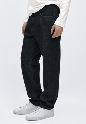 Massimo Dutti SELVEDGE - Jeans fuselé - black