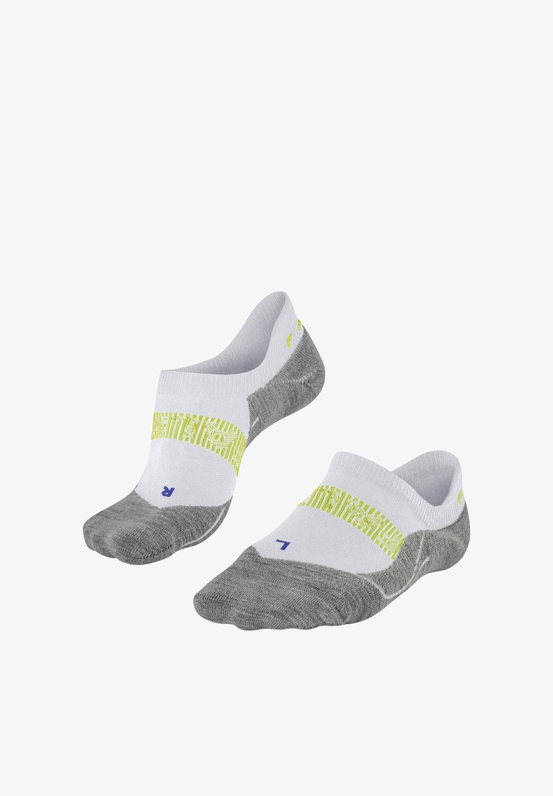 Chaussettes grises et blanches à design bas. Avec un bout et un talon texturés en gris, un corps blanc et une bande d'accent jaune avec un motif.