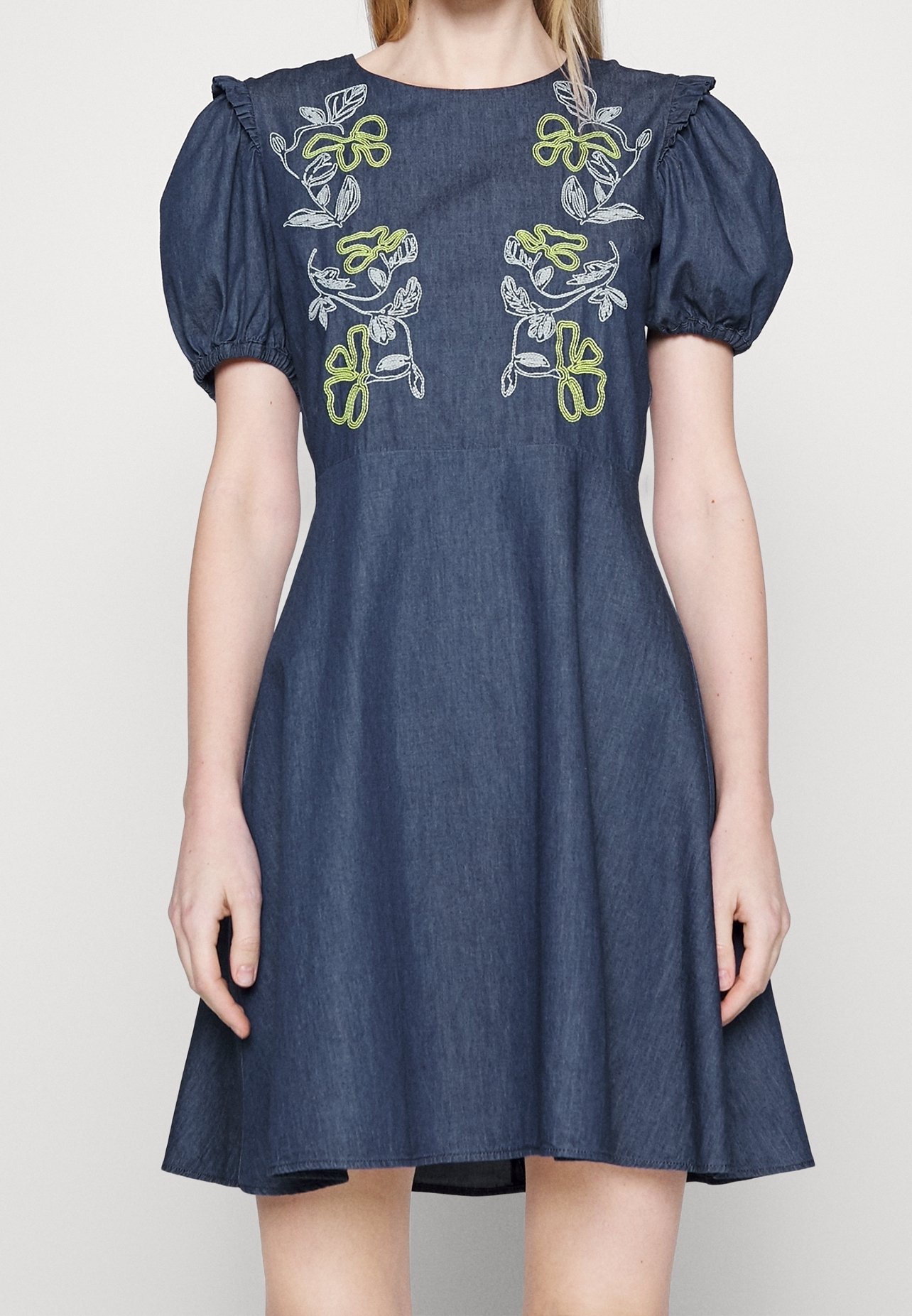 paul smith denim dress Paul Smith Dress Women 42 US 4 Blue Mini Denim Drape Ruffle Sleeveless Cocktail