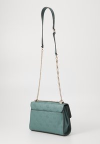 Guess CRESIDIA XBODY FLAP - Keresztpántos táska - teal