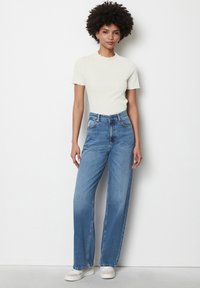 Marc O'Polo DENIM HIGH WAIST LENGTH - Široke nogavice - multi mid blue marble