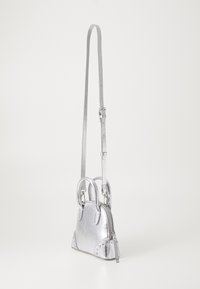 PARFOIS CROSSBODY BAG KRAVITZ - Ručna torba - silver-coloured