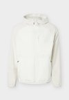 M NK RPL UNLIMITED UTILITY JKT - Ветровка - light orewood/sail
