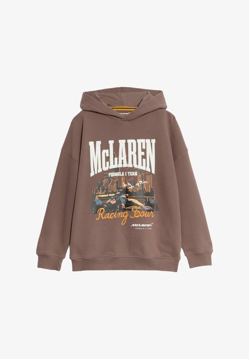 Hnědá mikina s kapucí s grafickým potiskem závodního auta a textem "McLAREN Formula 1 Team Racing Tour" v bílé a oranžové barvě. Měkká tkanina, volný střih.