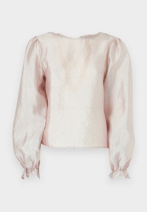 Krátký rukáv top z třpytivé světle růžové látky, s kulatým výstřihem, nabíranými rukávy a manžetami se stahovacími šňůrkami.