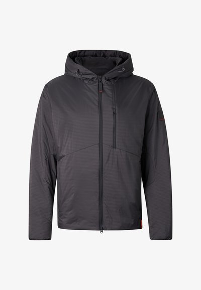 Zwarte kapjas met rits aan de voorkant, borstzak en aantrekkoorden op de capuchon, ontworpen voor koud weer.