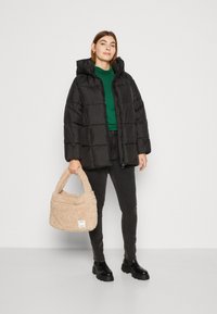 ONLY Carmakoma CARASTA Giacca invernale Zalando