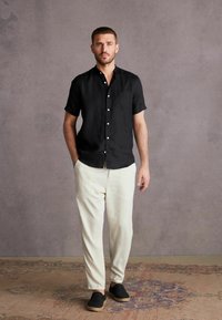 Next SIGNATURE SHORT SLEEVE  - Hemd - black