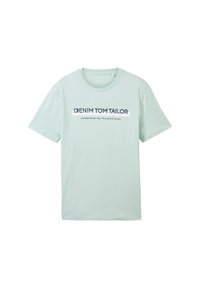 Světle mátově zelené bavlněné tričko s kulatým výstřihem, krátkými rukávy a tmavým potiskem s textem "DENIM TOM TAILOR" a podtitulkem níže.