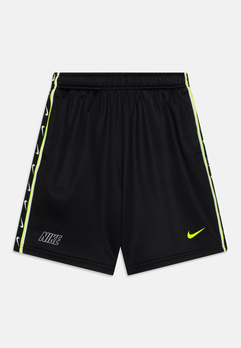 Shorts de sport noirs avec des bandes latérales vert néon, logos Nike swoosh blancs sur les côtés, swoosh vert néon sur la jambe droite et texte Nike sur la jambe gauche.