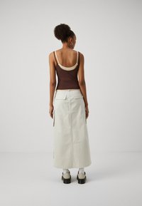 BDG Urban Outfitters DOUBLE LAYER  - Top - chicory coffee/biscotti