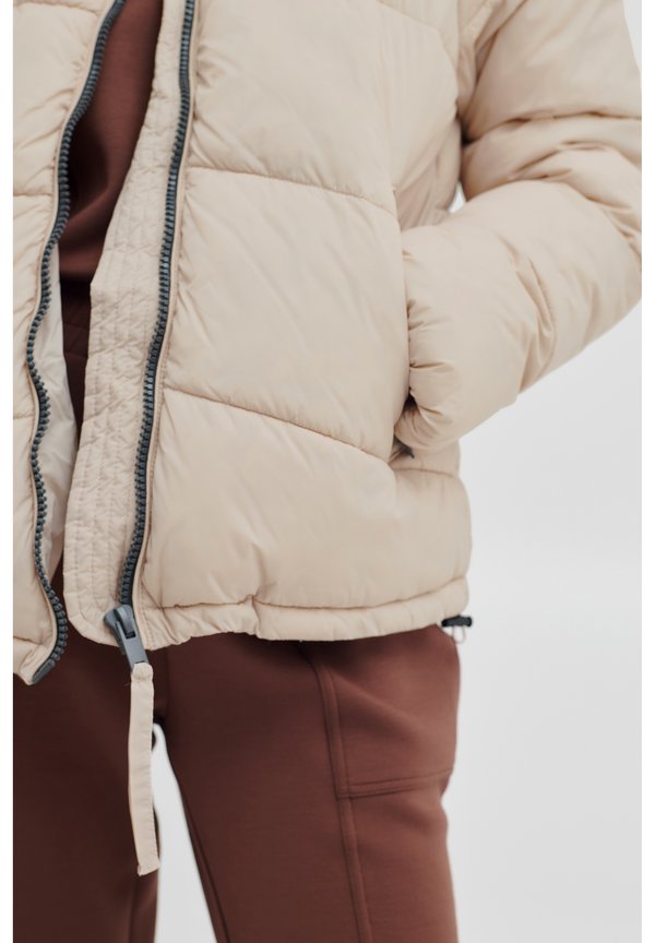 BYDOMINA - Winter jacket - rose dust3