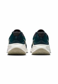 Nike Performance REVOLUTION 7 - Scarpe da corsa su strada - armoury navy green strike hyper pink desert khaki
