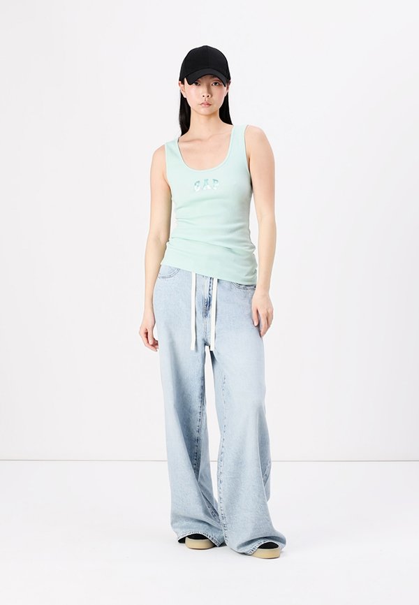 TANK - Top - aqua glass4