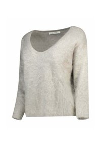 Pull ample gris clair fabriqué en matière douce et duveteuse. Présente un large décolleté en V et des manches longues. Design simple, sans motifs apparents.