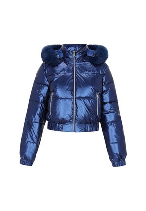 Veste courte en quilté, en matériau bleu foncé brillant, avec capuche en fausse fourrure. Équipée de poches latérales zippées et de poignets élastiques à manches.