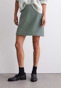 Marc O'Polo SHORT LENGTH - Gonna a campana - deep emerald