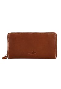 Cartera marrón de cuero con cremallera alrededor, costuras blancas y pequeño logo de marca en relieve en el centro delantero.