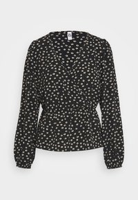 Czarna bluzka z długim rękawem o fasonie kopertowym, ozdobiona rozproszonym białym kwiatowym wzorem, z elastyczną talią dla dopasowanego kroju.