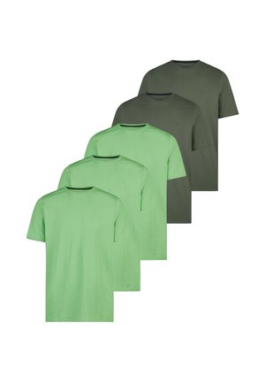 Fem ensfarvede T-shirts med korte ærmer og rund hals i solid grøn og mørk olivengrøn, arrangeret overlappende i skiftende nuancer.