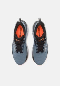 Saucony TRIUMPH 22 - Tenisice za cestovno trčanje - mirage/black