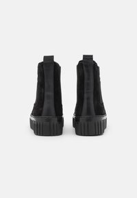 GANT SNOWMONT - Platform ankle boots - black