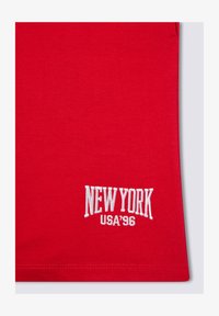 Non selezionato, red