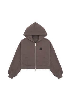 Sweat à capuche court marron avec fermeture éclair, manches longues, poches devant, une capuche et un petit logo noir brodé sur la poitrine gauche.