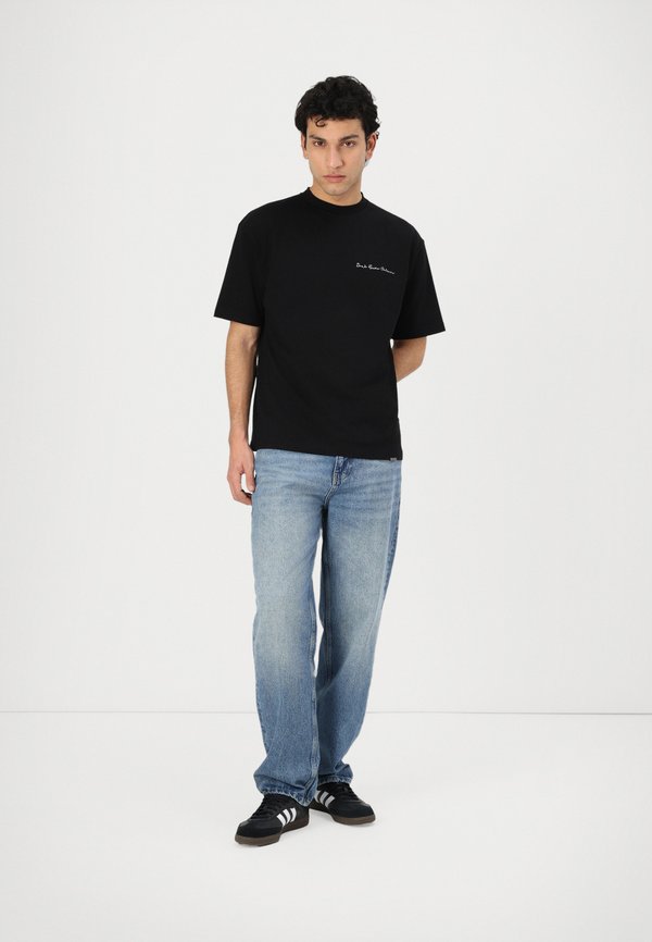 SARDO UNISEX - Basic T-shirt4