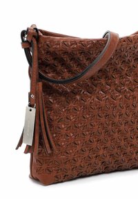 SURI FREY Borsa a tracolla - cognac