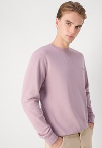 BOSS Sweater - open purple