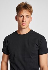 Hummel T-shirt basic