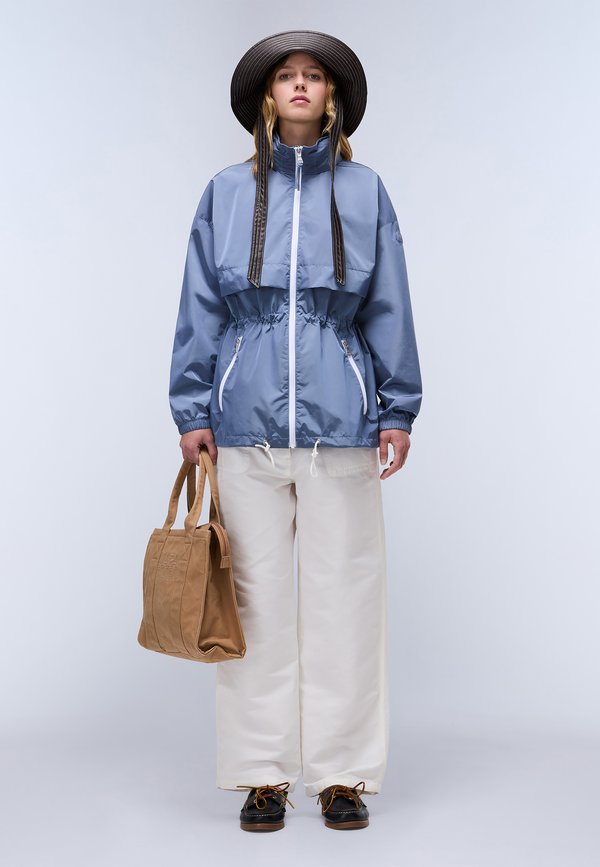 TROPOSPHERE B2S - Light jacket3