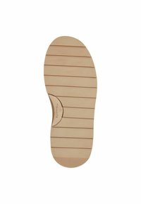 Suela de zapato de goma beige con ranuras horizontales y un corte central, marcada con la talla 37 y el nombre de la marca "Tamaris". Textura suave.