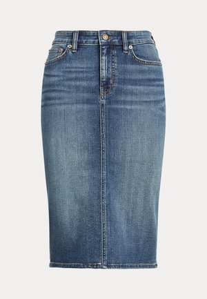 Közép kék színű, egyenes szabású farmer midi szoknya elülső és hátsó zsebekkel, valamint finom kopással a textúra fokozásához.