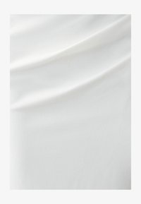 Selezionato, white