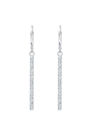 Boucles d’oreilles goutte en argent avec des rangées verticales de cristaux ronds clairs et des fermoirs à levier sur fond blanc.