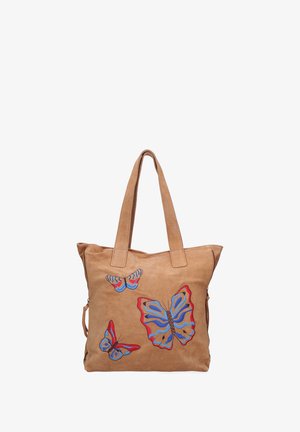 Borsa a tracolla in suede color sabbia con vivaci design di farfalle ricamate. Dotata di due manici lunghi e una tasca laterale con zip. Texture morbida.