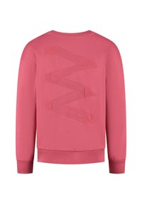 Roze sweatshirt met lange mouwen en geribbelde manchetten, voorzien van een gestructureerd zigzagpatroon en verhoogde letters die "BALLIN" op de achterkant spellen.