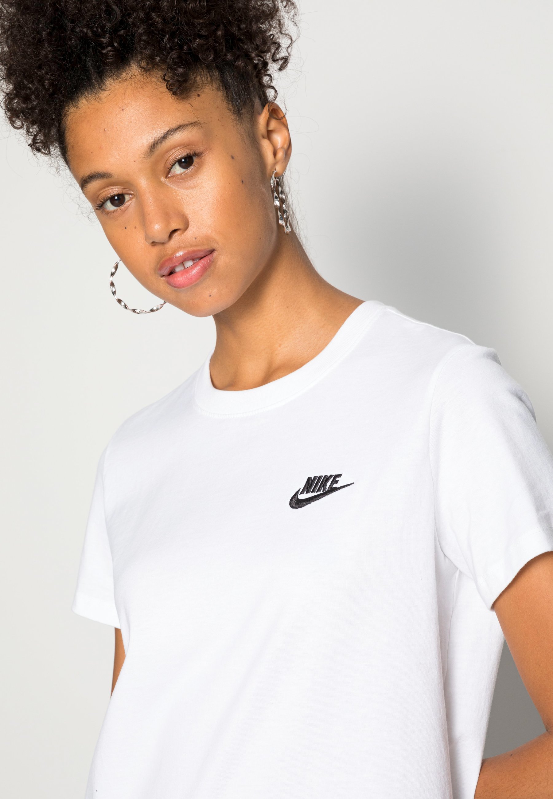 Nike Sportswear CLUB TEE - Basic T 