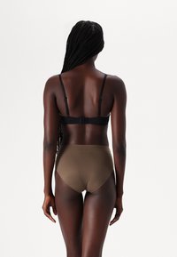 Schiesser MAXI - Slip - taupe