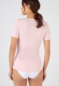 Damart MANCHES COURTES FINE THERMOLACTYL - Camiseta interior - rose
