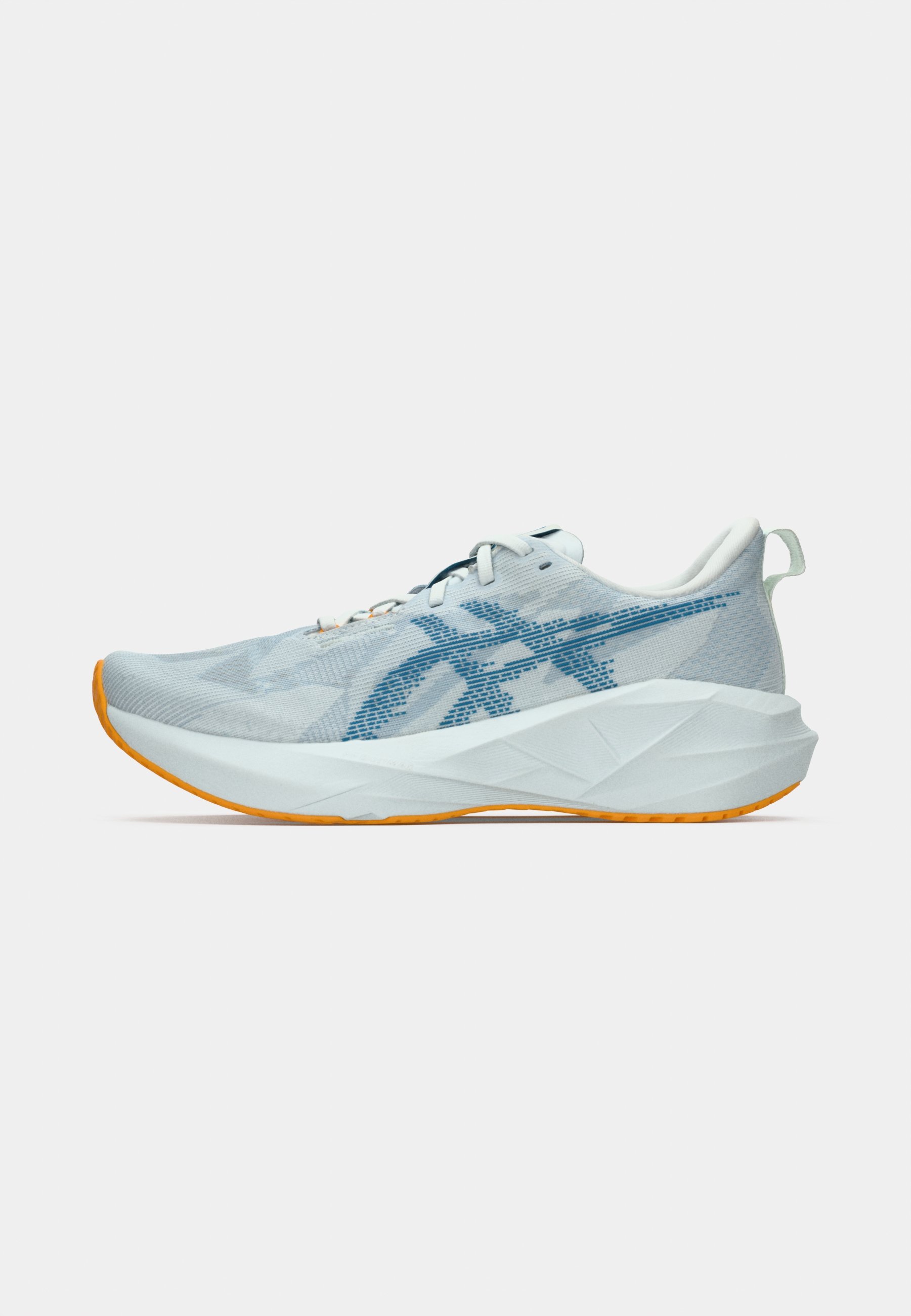 ASICS NOVABLAST 5 - Pantofi de alergare pe asfalt - arctic blue