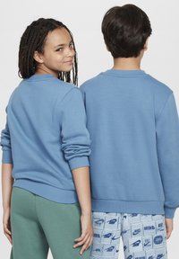 Nike Sportswear CLUB CREW UNISEX - Ikdienas džemperis - aegean storm white
