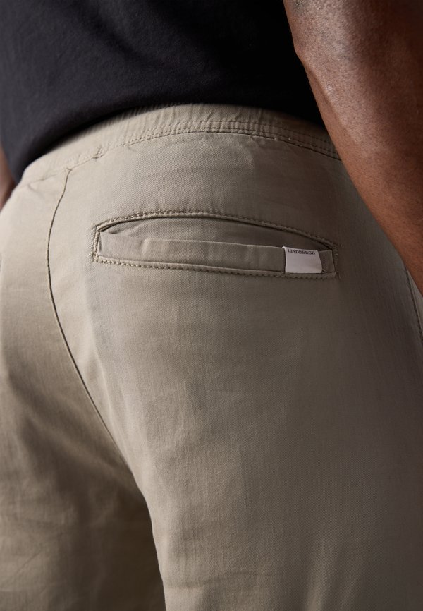 OVERDYED PANTS - Cargo trousers - khaki4