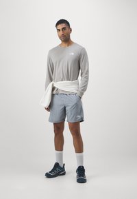 The North Face Shorts outdoor - mid grey heather