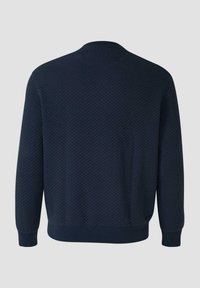 Granatowy sweter o fakturze, z okrągłym dekoltem, ściągaczami na mankietach i dole. Na materiale znajduje się subtelny, geometryczny wzór.