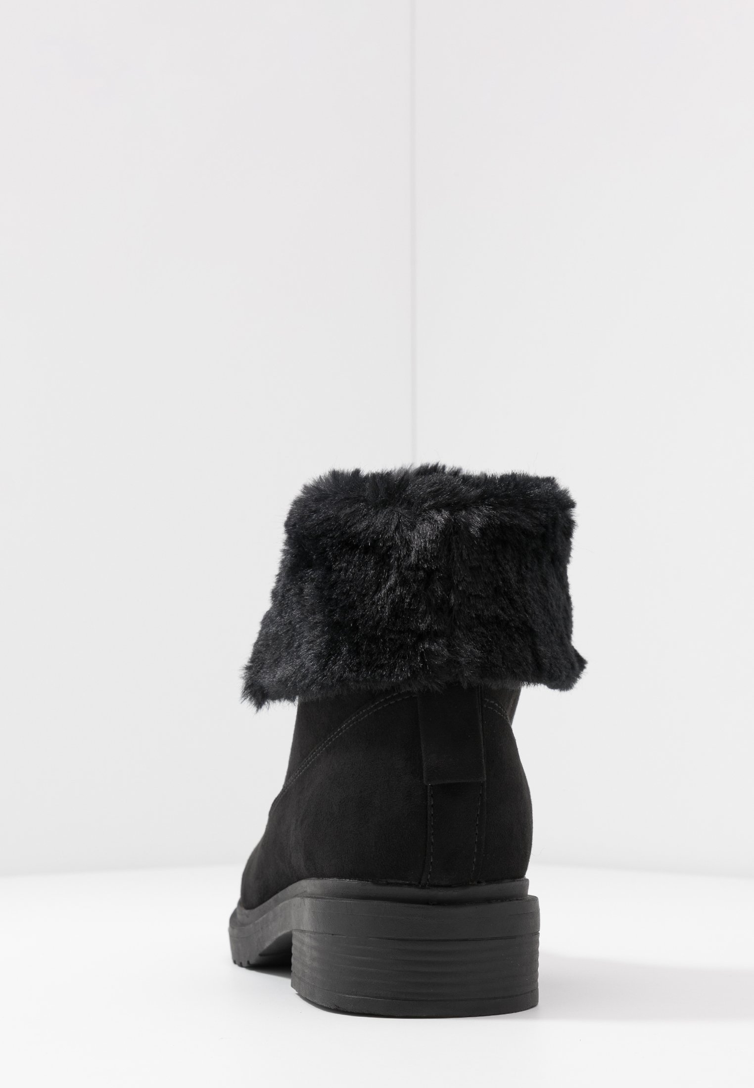 miss selfridge hiker ankle boot in black